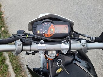 KTM 690 R enduro 2014 - 6