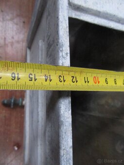 Nabízím starožitnou mosaznou nádrž s výpustí z 19 stol.  Nej - 6