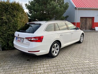 Škoda Superb 2,0 TDI Ambition / NAVI / 2015 - 6