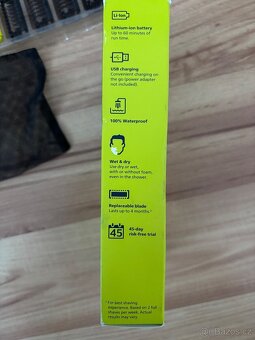 Planžetový holicí strojek Philips OneBlade 360 - 6