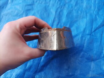 Spodek staré žehličky SFINX - 6