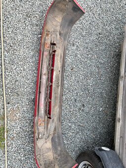 Přední nárazník Ford Escort - 6