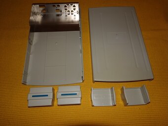 Externí box s pozicí 5,25" - 6