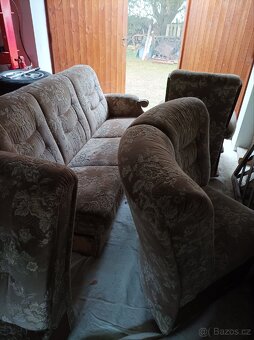 Prodám rustikální rohovou sedací soupravu - 6