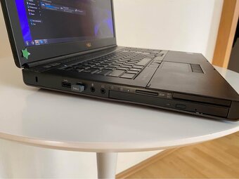 Mobilní pracovní stanice Dell Precision M6800 - 6