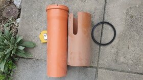 Kanalizační trubky, kolena, odbočky, redukce, atd. - 6
