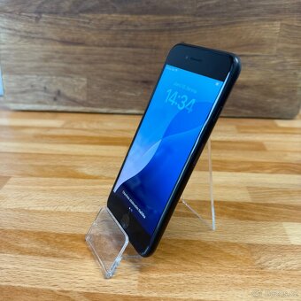 iPhone SE 2020 64GB, černý (12 měsíců záruka) - 6