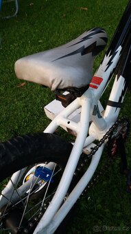 Lehké kolo Specialized Hotrock ALU 16" můžu POSLAT Alu rám - 6