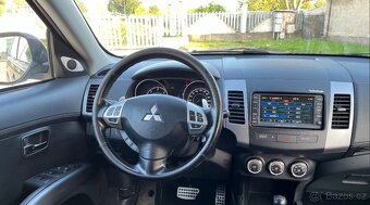 Mitsubishi Outlander 2.2 DI-D 4x4 7miest webasto navi xenon - 6