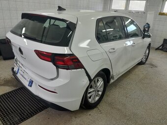 Volkswagen Golf VIII 2,0 TDi DSG - 6