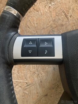 Chrysler 300c SRT volant - 6