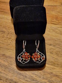 Nové nádherné stříbrné (punc 925) naušnice s jantar.kytičkou - 6