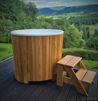 Ochlazovací káď k sauně – top kvalita - modřín - laminát - 6