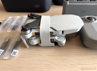 DJI Mavic Mini 2 Fly More Combo - 6
