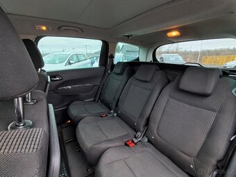 Peugeot 5008 1.6 HDi , 80 kW nafta, 2010 - 6