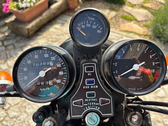 Honda CM400T - 6