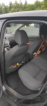 Ford Kuga 2.0 TDCI (2010) - 6