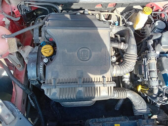 Fiat Bravo 1.4 16V LPG ( 192B2000 ) 66kW r.2011 červená - 6