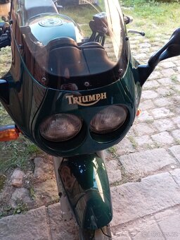 Triumph sprint 900 - 6