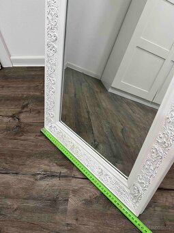 Stojací zrcadlo v ozdobném rámu 130x45 cm - 6