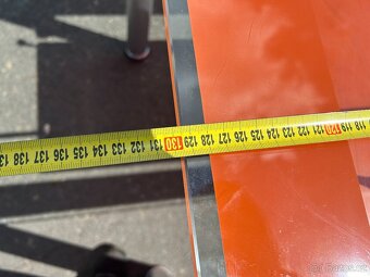 skleněný stůl - 6