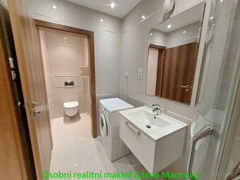 Pronájem bytu 1KK v ul. Olšanská, Praha 3 - 6