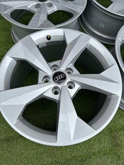 Audi A3 - ORIGINÁLNÍ SADA DISKŮ 18 - 6