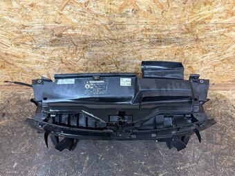 CHLADIČOVÁ STĚNA VW SCIROCCO 1K8 2.0 TDI 103KW - 6