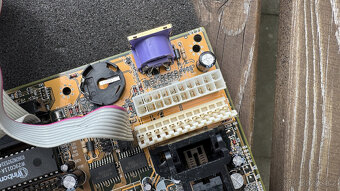 RETRO deska PCChips - M726MRT - Socket 370 a Slot 1 - 6