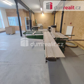 výrobní či skladovací prostor, 200 m2 - 6