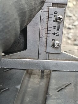 275 35 r 19 dezén 65% Pirelli letní pneumatiky R 19 275/35 - 6
