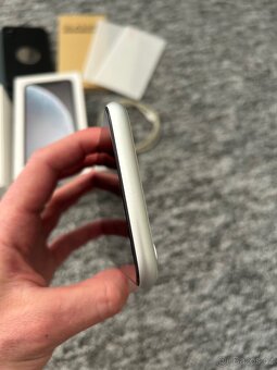 iPhone XR White 128GB - 6