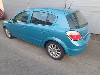 Opel Astra 1,6 16v - 6