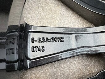 TOP kola Audi A6 / S6 R20 originál - 6