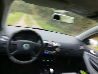 Prodám škoda fabia1 1.2htp(klima) - 6