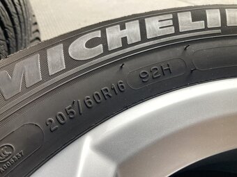 Alu kola AUDI Q2 - KAROQ - VW T-ROC zimní MICHELIN 205/60R16 - 6