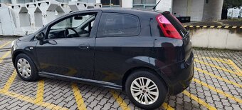 Fiat Grande Punto 2010 rok 1.3 diesel - 6