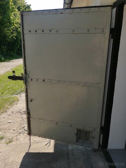 Prodám řadovou garáž - 6