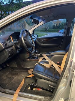 MERCEDES BENZ A 200 - 6