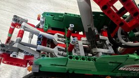 Lego technic Servisní truck 42008+stihačka 42040 - 6
