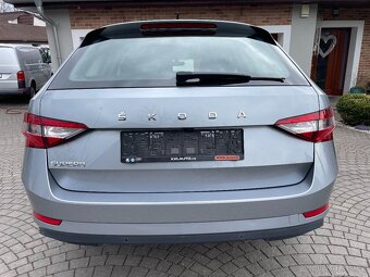 Škoda Superb combi 2,0TDi 140kW DSG Style - 6