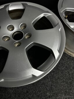 Alu AUDI A3 5x112 r17 8P0601025C - 6