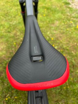 Prodám Trek E-Caliber 9,6 - 6