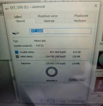 Externí HDD - U2 110GB (s filmy .avi) - 6