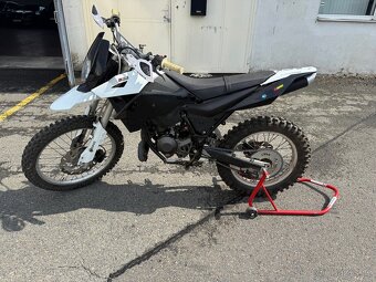 TR 50 SM - lehká terenní cross motorka - 6