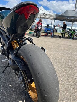 Triumph Speed Triple 1200 RR - 6