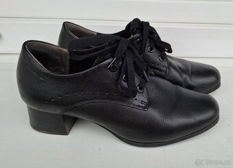 Podzimní kožené lodičky polobotky Tamaris vel. 40 - 6