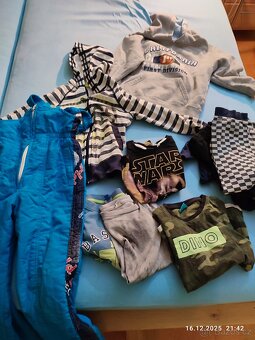 Mix oblečení  vel 104, 110,  67 ks - 6