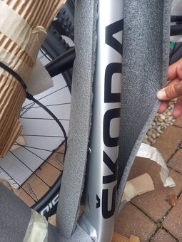 NOVÉ Celoodpružené MTB+ Škoda- Rockshox- Shimano Deore. - 6