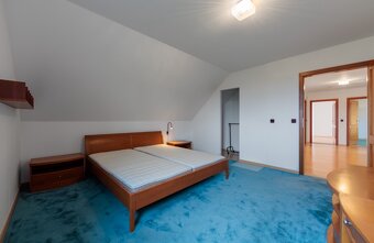 Postel Largo z masivního dřeva - 6